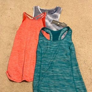 SET of 3 athletic tank tops